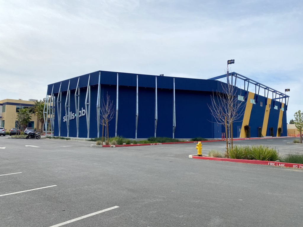 COPA STC - Außenaufnahme der skills.lab Arena im Trainingszentrum in Walnut Creek, Kalifornien