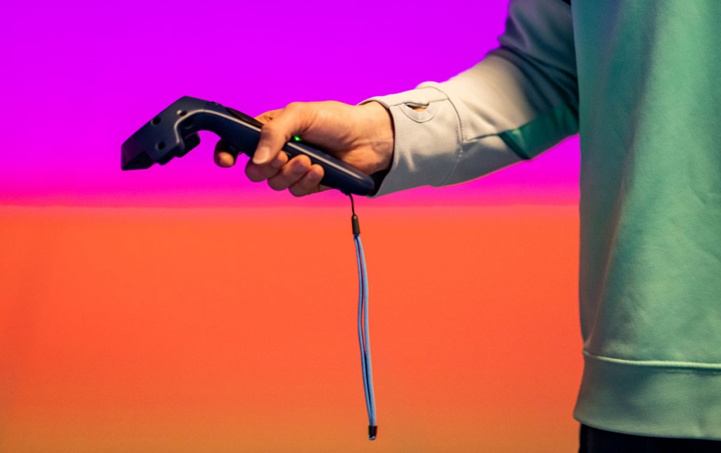 Nahaufnahme des Controllers im skills.lab Studio