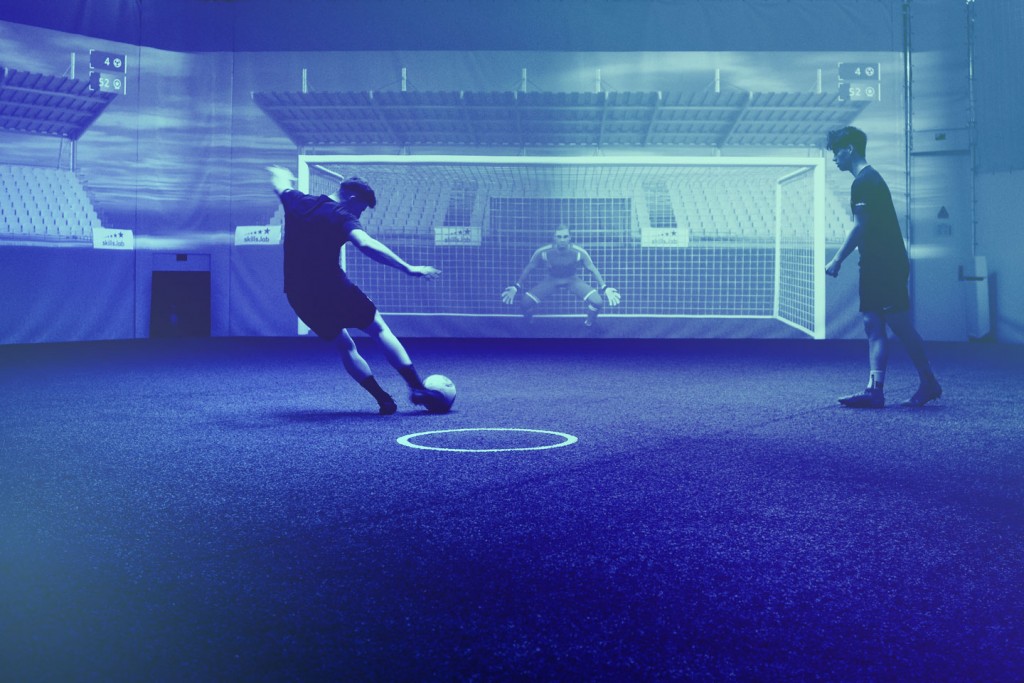 Image showing two adult players during an Open Training for adults