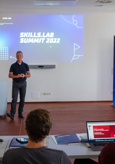 Erster internationaler skills.lab Summit